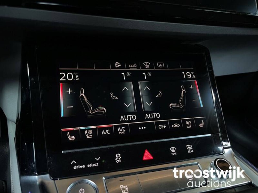 Audi e-tron 55 quattro advanced Pro Line Plus 95 kWh 360pk 2018, N-055-GK