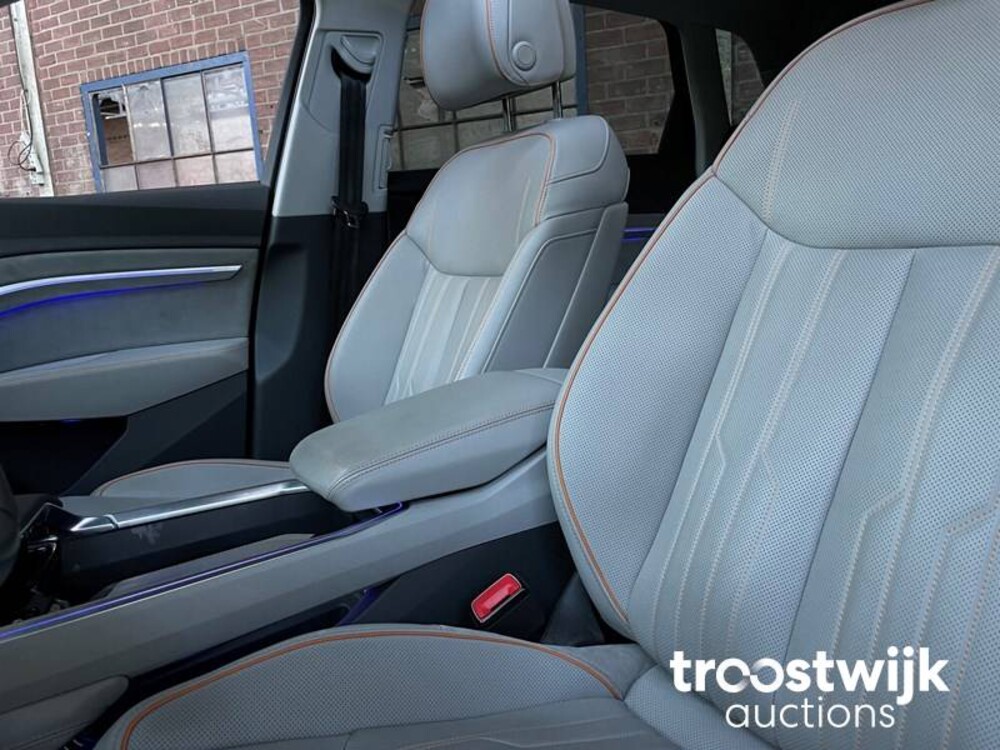 Audi e-tron 55 quattro advanced Pro Line Plus 95 kWh 360pk 2018, N-055-GK