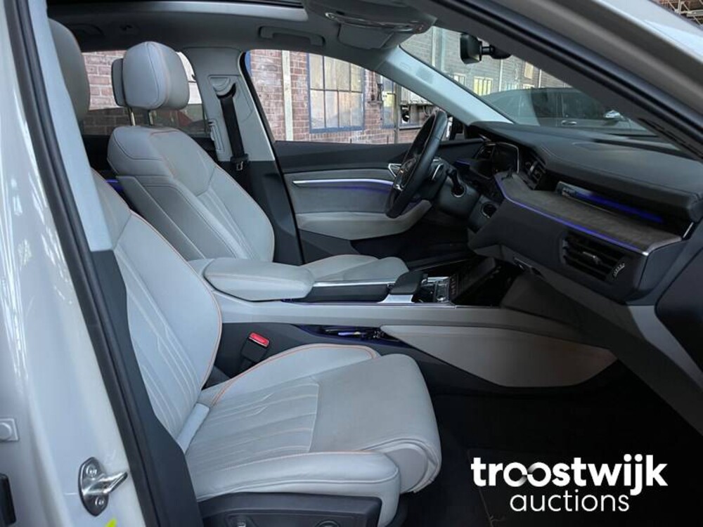 Audi e-tron 55 quattro advanced Pro Line Plus 95 kWh 360pk 2018, N-055-GK