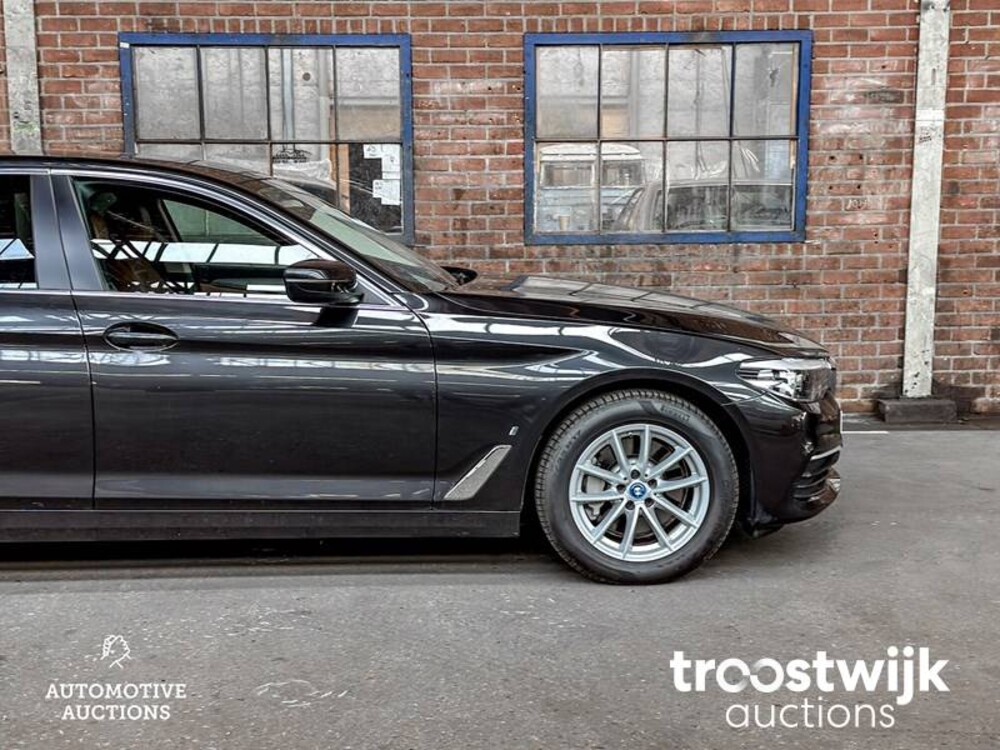 BMW 530e iPerfomance Executive 293pk 2018 5-serie, N-043-BV