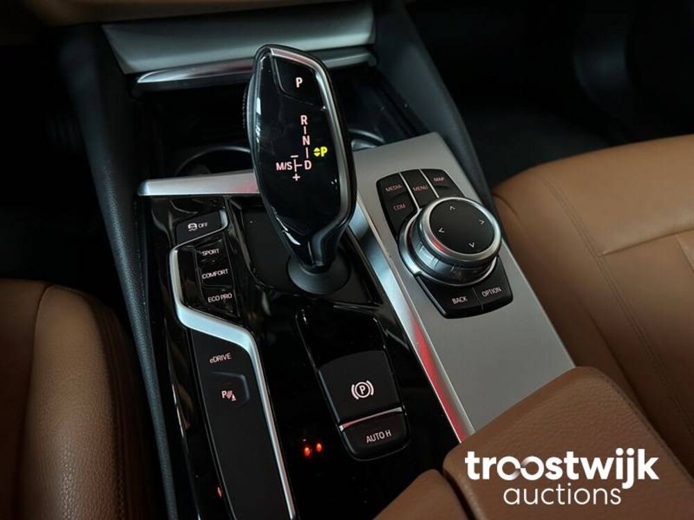 BMW 530e iPerfomance Executive 293pk 2018 5-serie, N-043-BV