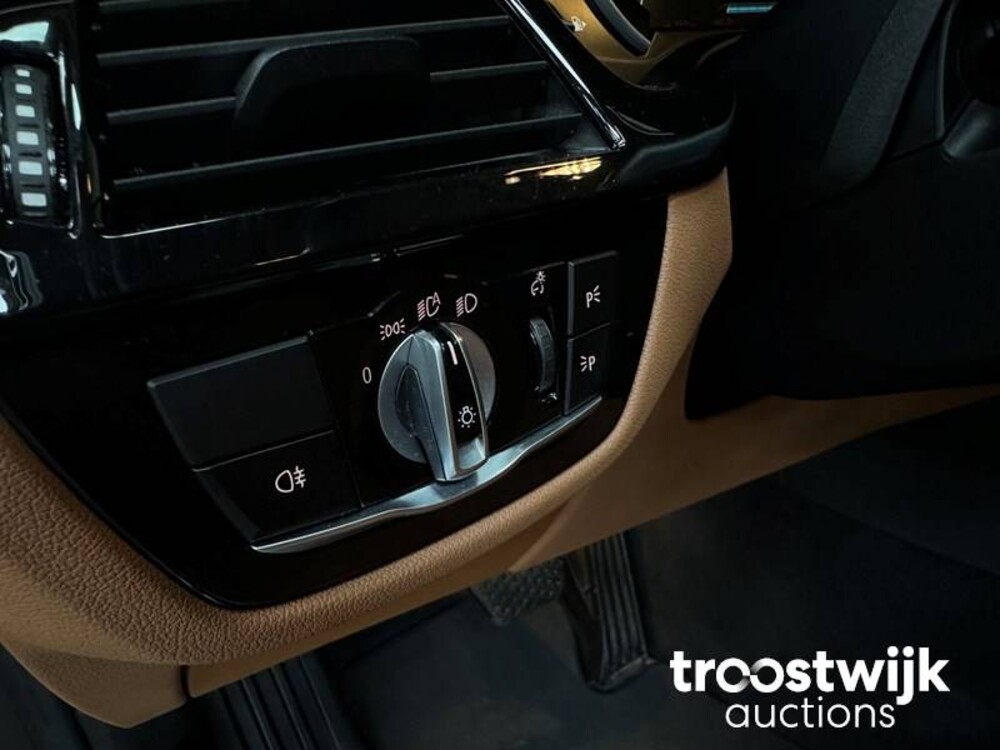 BMW 530e iPerfomance Executive 293pk 2018 5-serie, N-043-BV