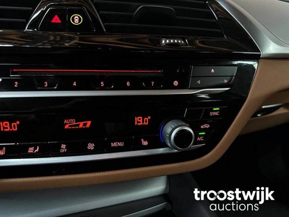 BMW 530e iPerfomance Executive 293pk 2018 5-serie, N-043-BV