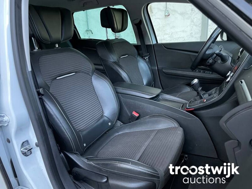 Renault Grand Scenic 1.2 TCe Coll. 7p. 132pk 2018, -Orig.NL-, RV-842-N