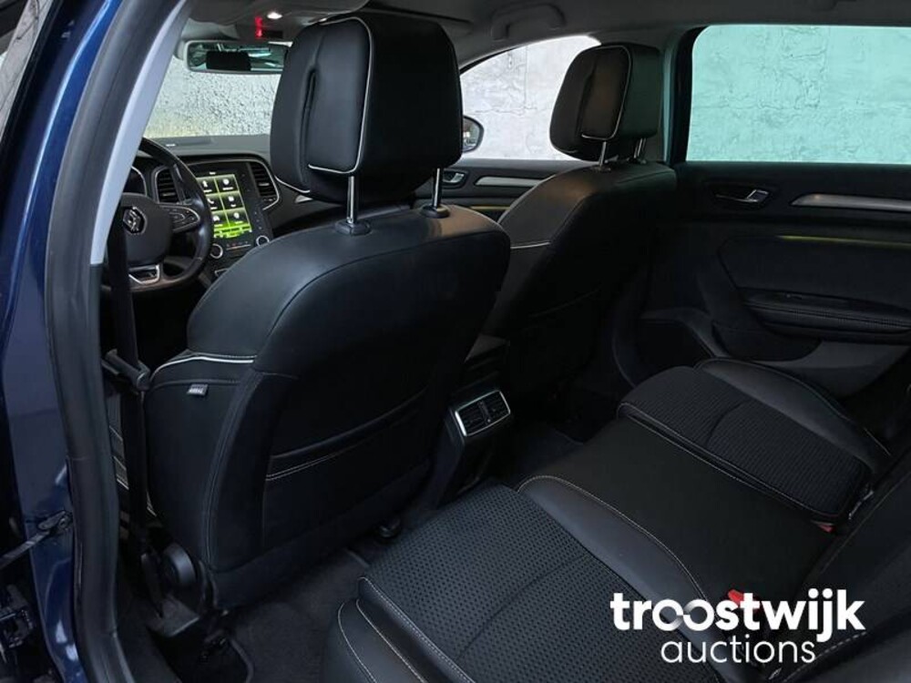 Renault Megane Estate 1.2 TCe Bose 132pk 2017, -Orig.NL-, PP-085-K