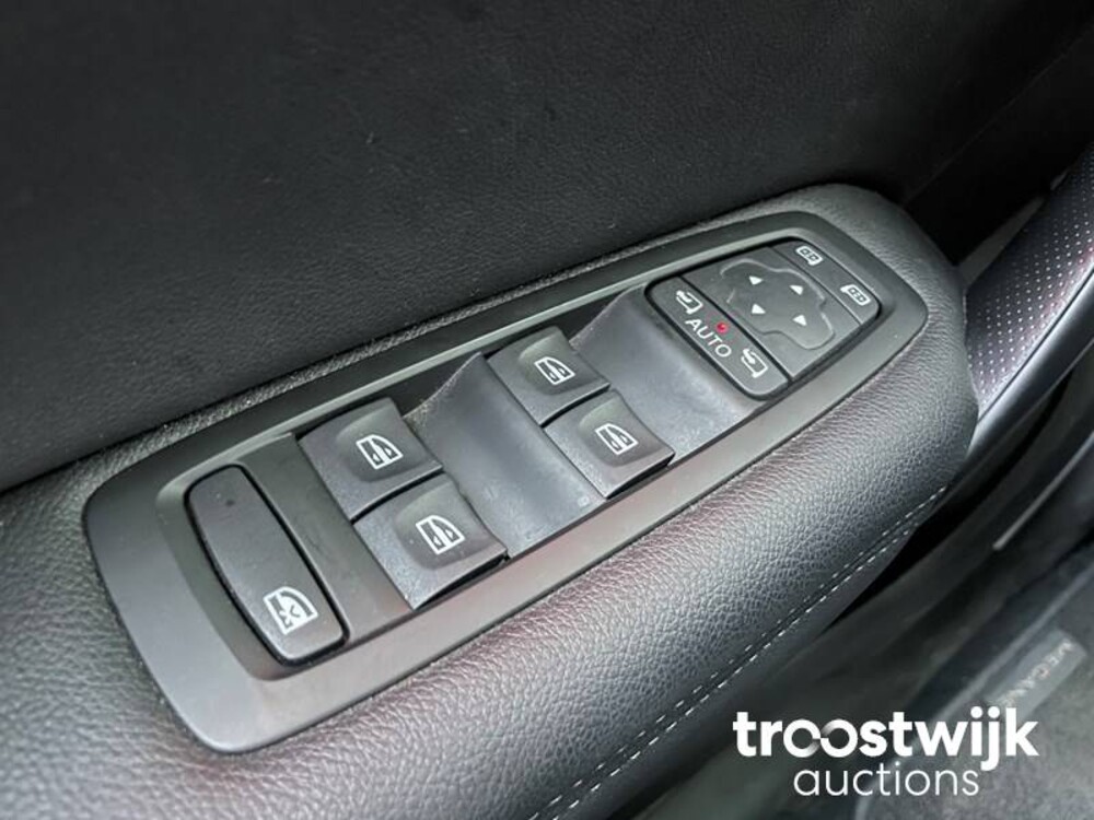 Renault Megane Estate 1.2 TCe Bose 132pk 2017, -Orig.NL-, PP-085-K