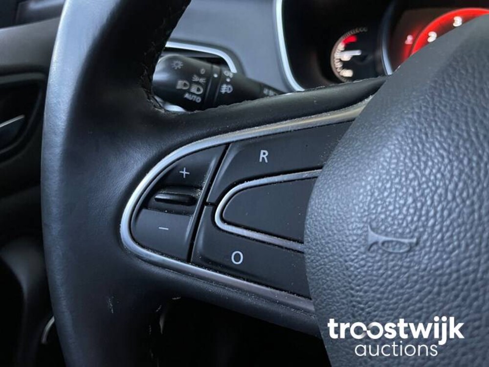 Renault Megane Estate 1.2 TCe Bose 132pk 2017, -Orig.NL-, PP-085-K