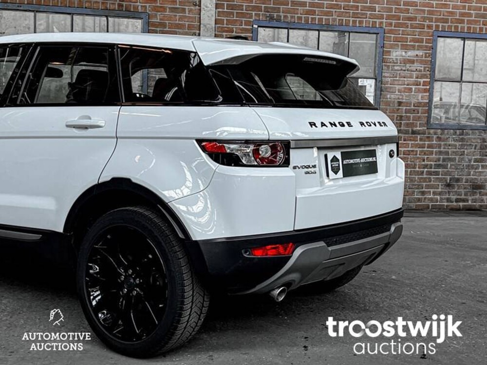 Land Rover 2.2 eD4 2WD Prestige 150pk 2013, XT-118-V