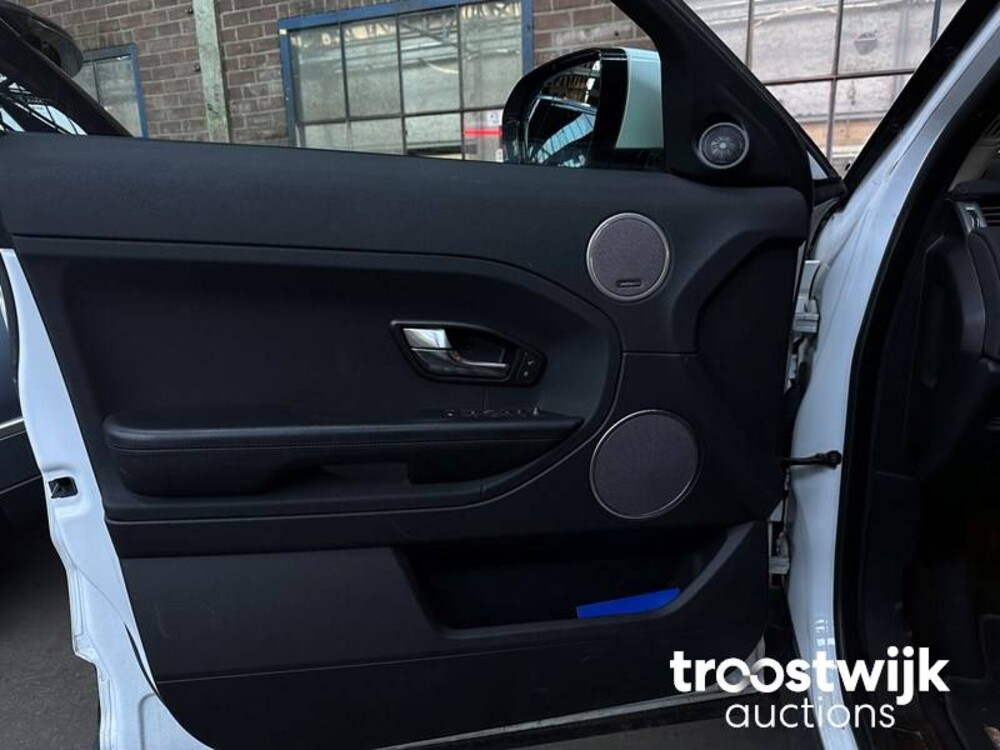 Land Rover 2.2 eD4 2WD Prestige 150pk 2013, XT-118-V