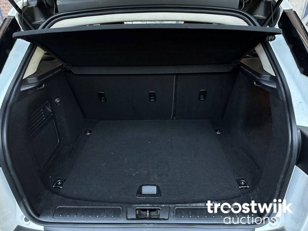 Land Rover 2.2 eD4 2WD Prestige 150pk 2013, XT-118-V