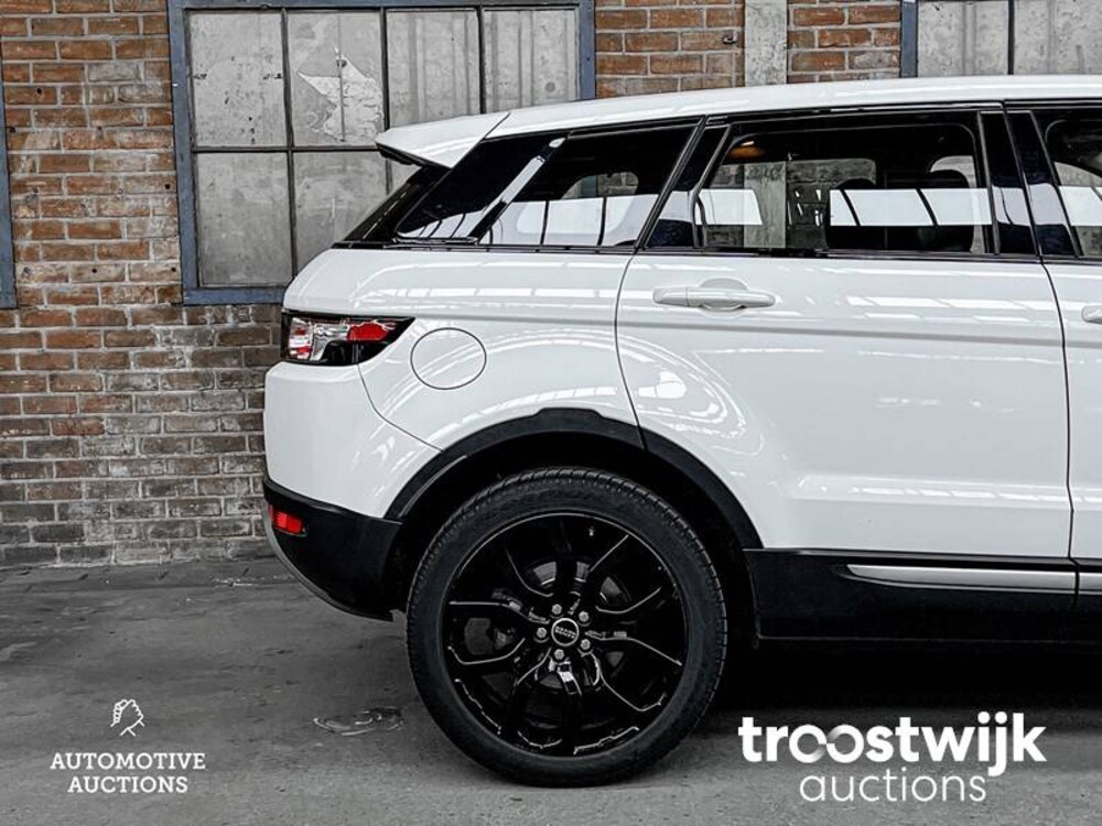 Land Rover 2.2 eD4 2WD Prestige 150pk 2013, XT-118-V