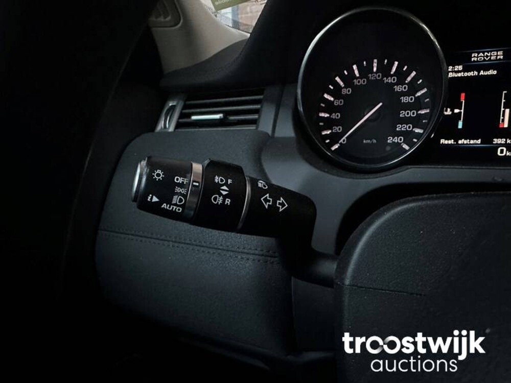 Land Rover 2.2 eD4 2WD Prestige 150pk 2013, XT-118-V