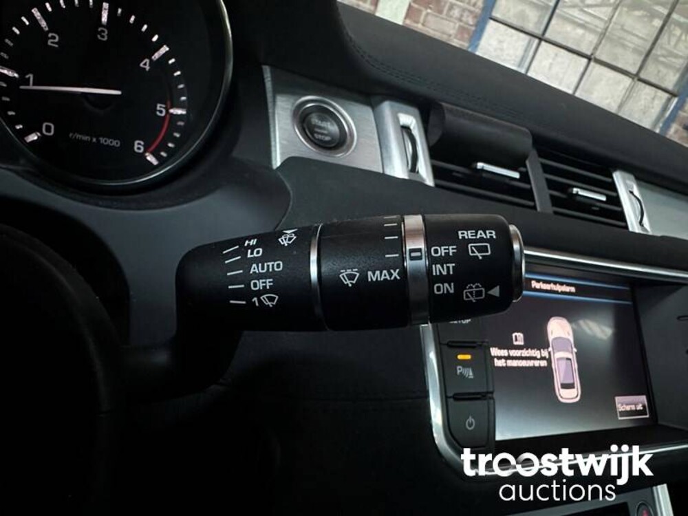 Land Rover 2.2 eD4 2WD Prestige 150pk 2013, XT-118-V