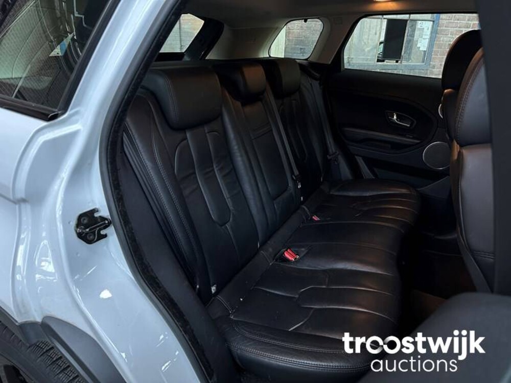 Land Rover 2.2 eD4 2WD Prestige 150pk 2013, XT-118-V