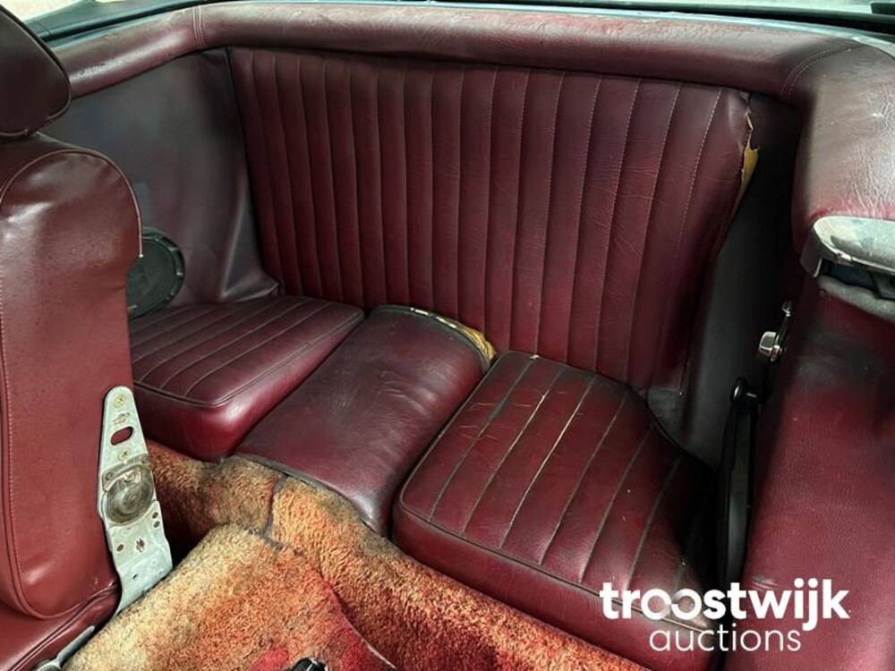 Mercedes-Benz 450 SL R107 Small Bumpers 224pk 1974 SL-Klasse  -Youngtimer-