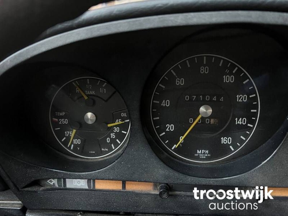 Mercedes-Benz 450 SL R107 Small Bumpers 224pk 1974 SL-Klasse  -Youngtimer-