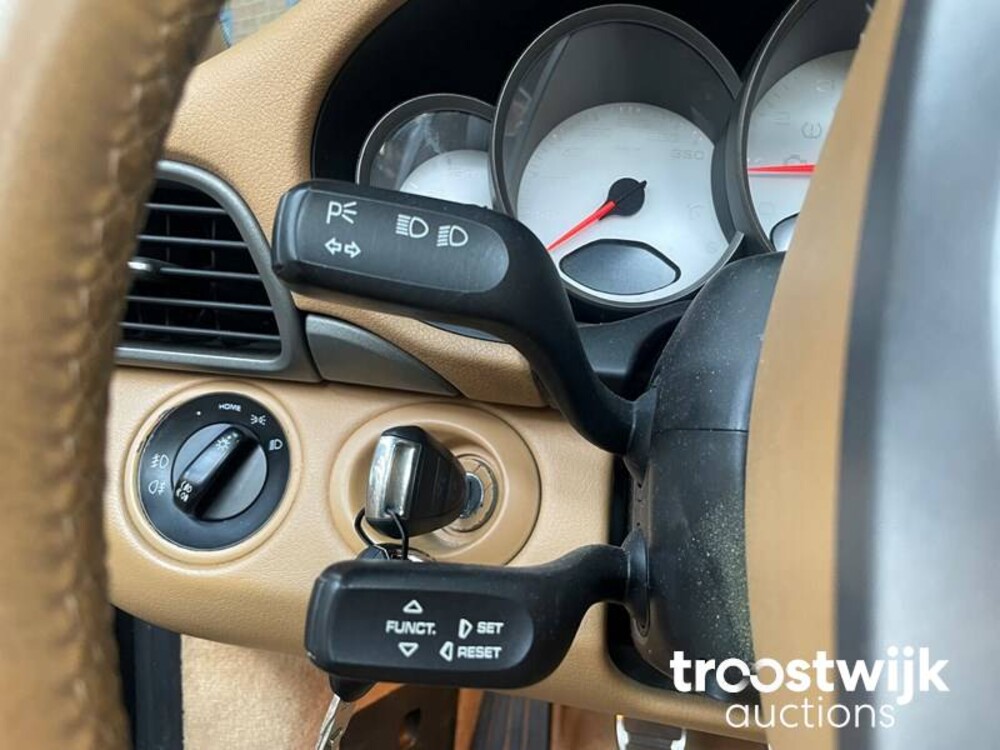 Porsche 911 3.8 Carrera S Sport Chrono 355pk 2007, 40-SFK-7