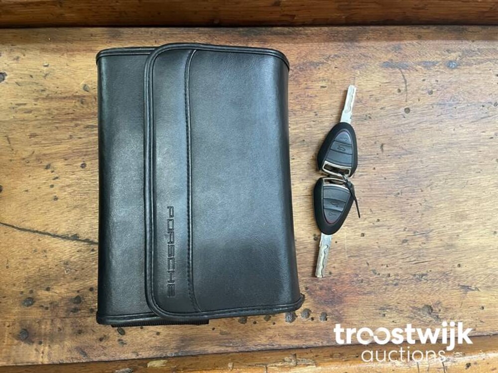 Porsche 911 3.8 Carrera S Sport Chrono 355pk 2007, 40-SFK-7