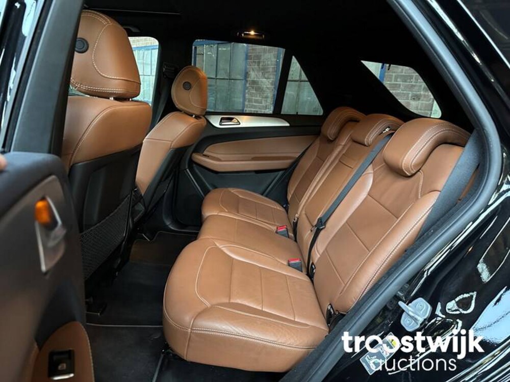 Mercedes-Benz GLE400 4Matic GLE-Klasse 333pk 2016, PV-558-D