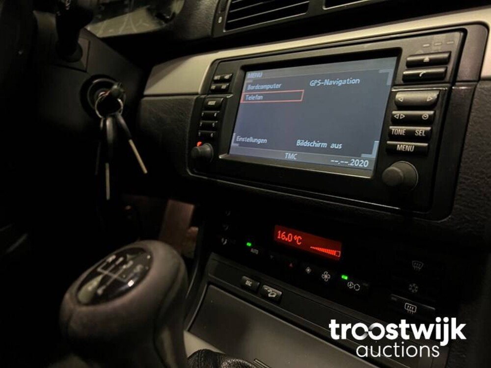 BMW 330xi Executive 231PS 2001 -Orig. NL-, 82-HS-JT