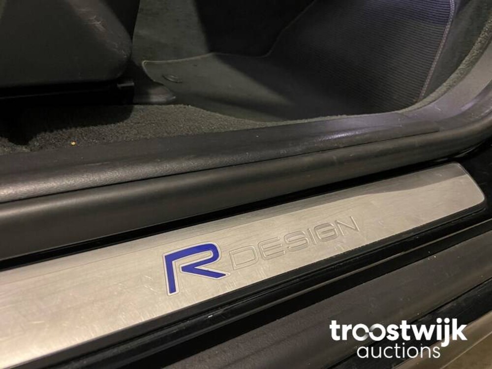 Volvo XC60 R-Design D4 Ocean Race 181PS 2015, ZN-700-D