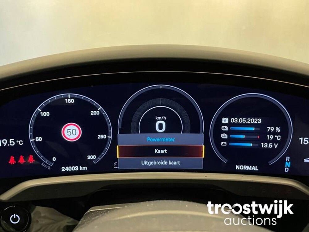 Porsche Taycan Sport Turismo GTS 84 kWh 517PS 2022 Herstellergarantie, R-954-DS