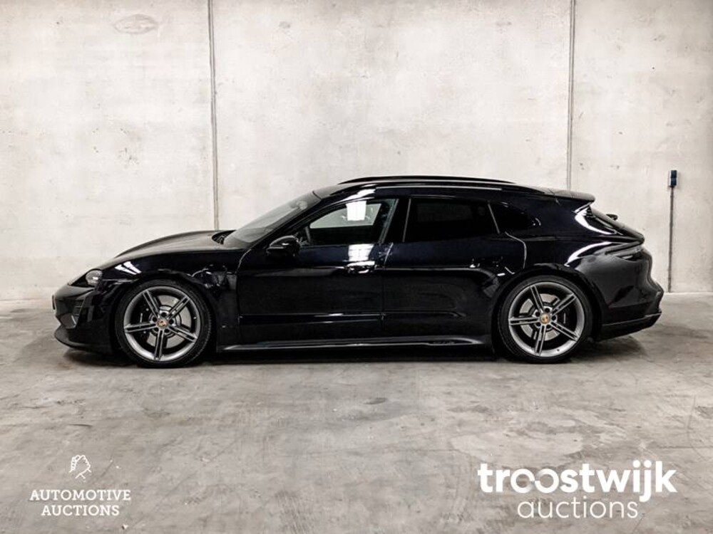 Porsche Taycan Sport Turismo GTS 84 kWh 517PS 2022 Herstellergarantie, R-954-DS