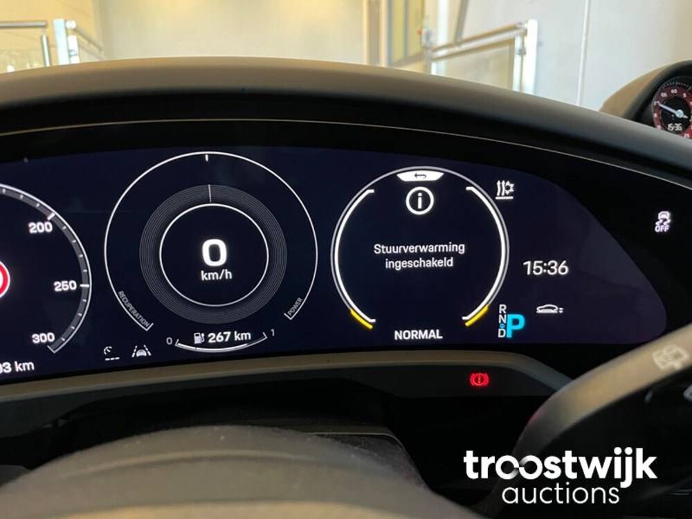 Porsche Taycan Sport Turismo GTS 84 kWh 517PS 2022 Herstellergarantie, R-954-DS