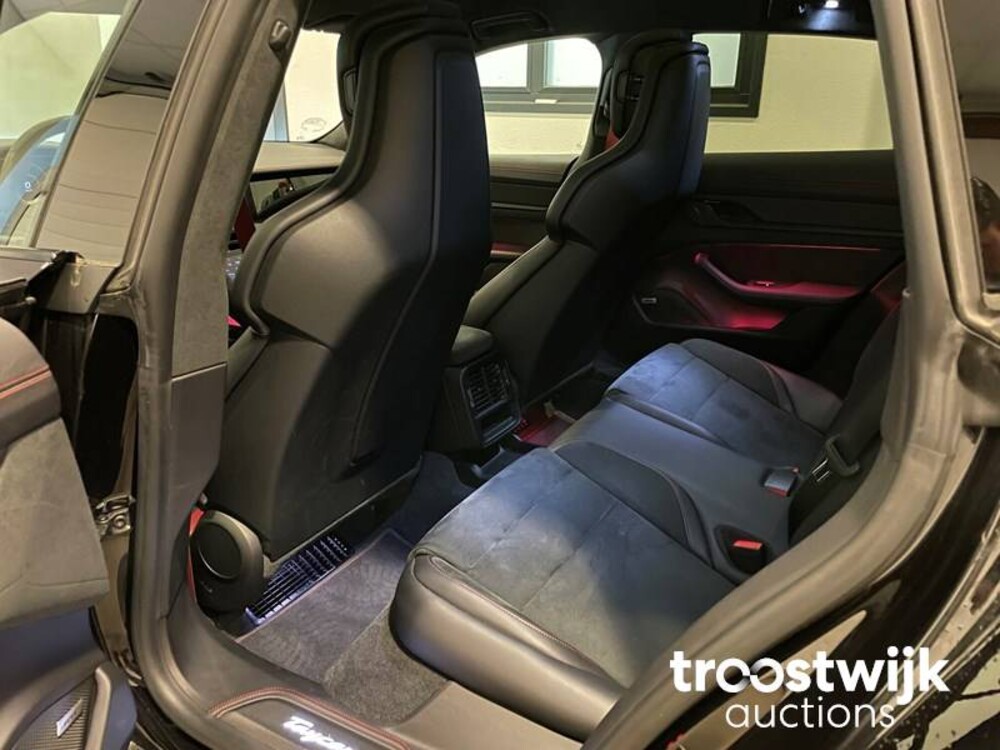 Porsche Taycan Sport Turismo GTS 84 kWh 517PS 2022 Herstellergarantie, R-954-DS