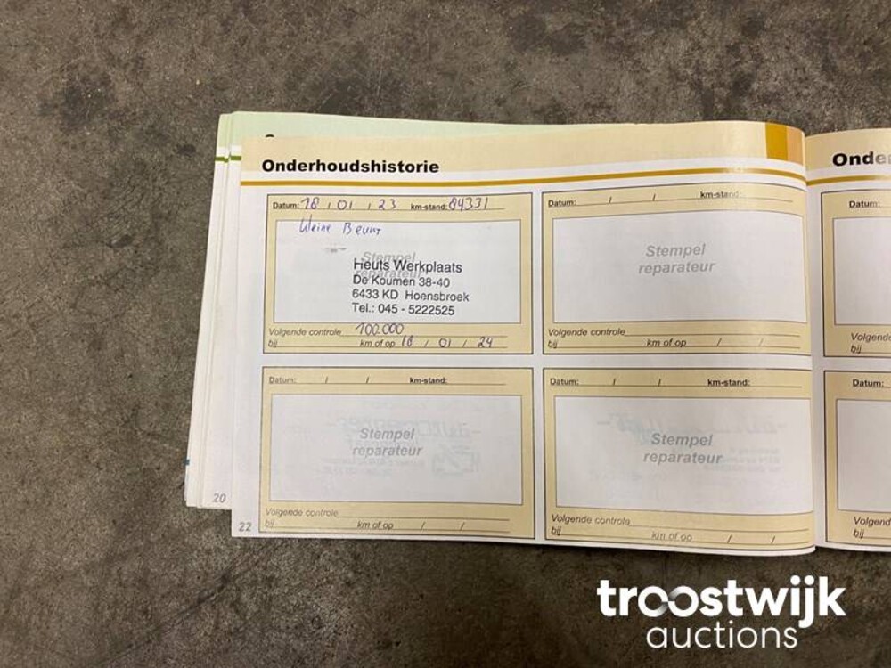 Peugeot 308 1.6 THP XT Peugeot 308 1.6 THP XT 150hp 2007, 92-KBD-8