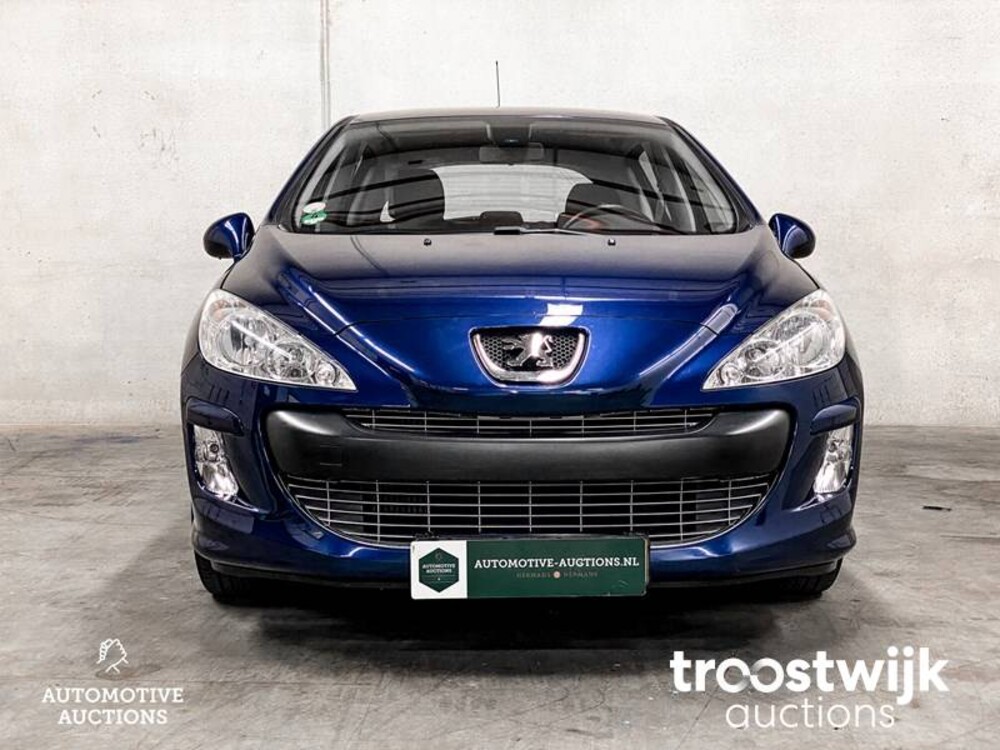 Peugeot 308 1.6 THP XT Peugeot 308 1.6 THP XT 150hp 2007, 92-KBD-8