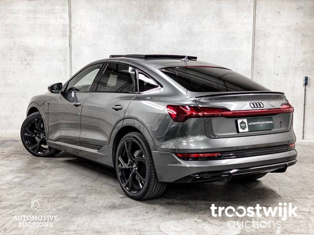 Audi e-tron Sportback 55 Quattro S edition 95 kWh S-Line 408PS 2020 -Orig. NL-, J-746-HV