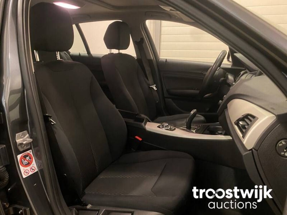BMW 118i F20 136PS 2016, TX-441-X