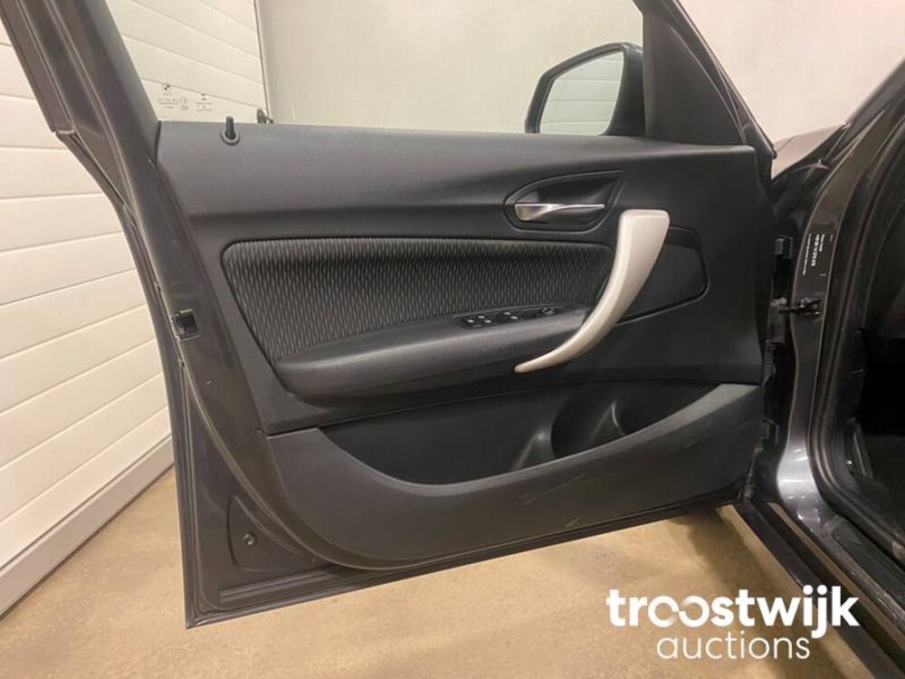 BMW 118i F20 136PS 2016, TX-441-X