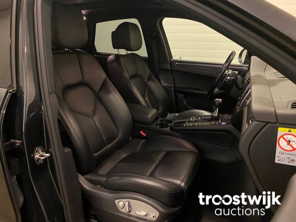 Porsche Macan 2.0 Facelift 252PS 2017, H-783-TS