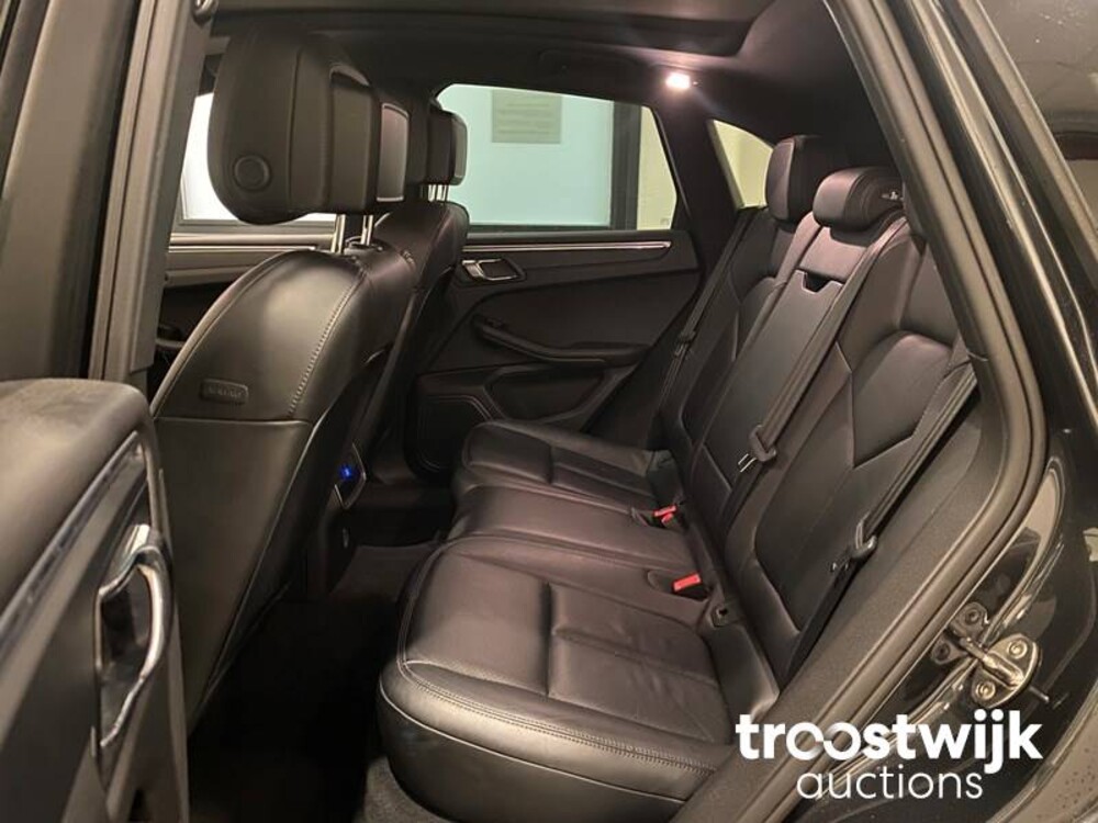 Porsche Macan 2.0 Facelift 252PS 2017, H-783-TS