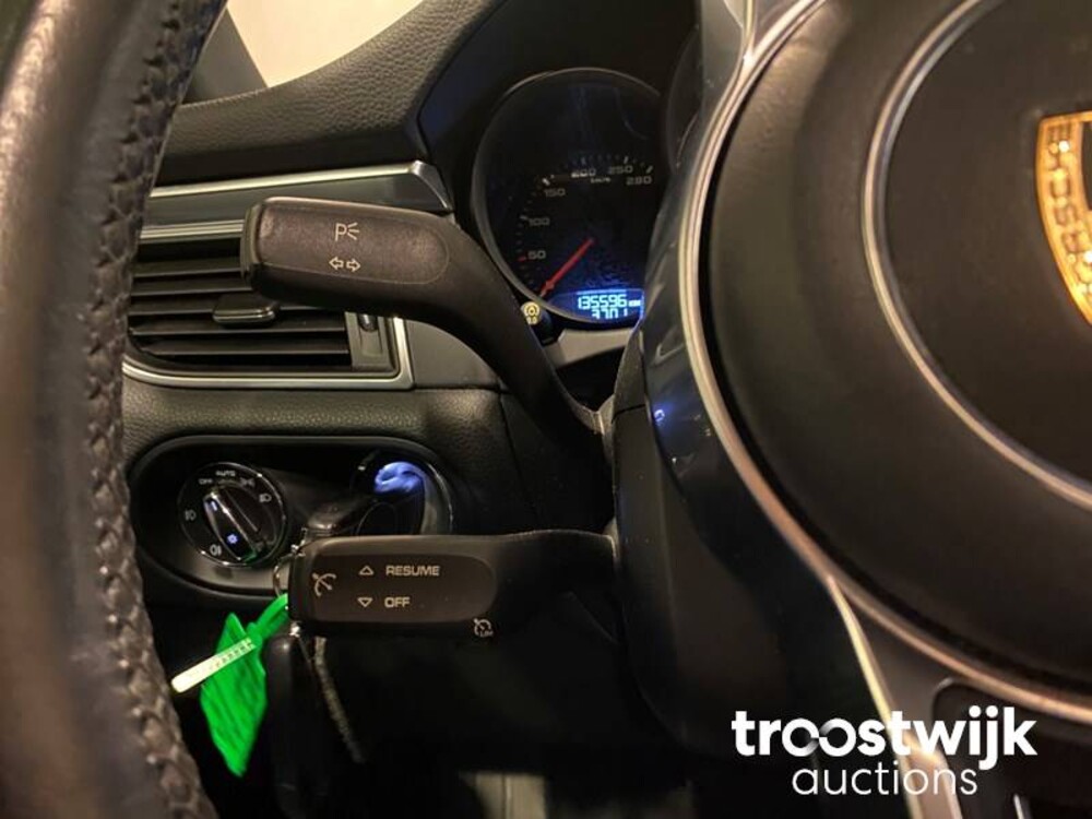 Porsche Macan 2.0 Facelift 252PS 2017, H-783-TS