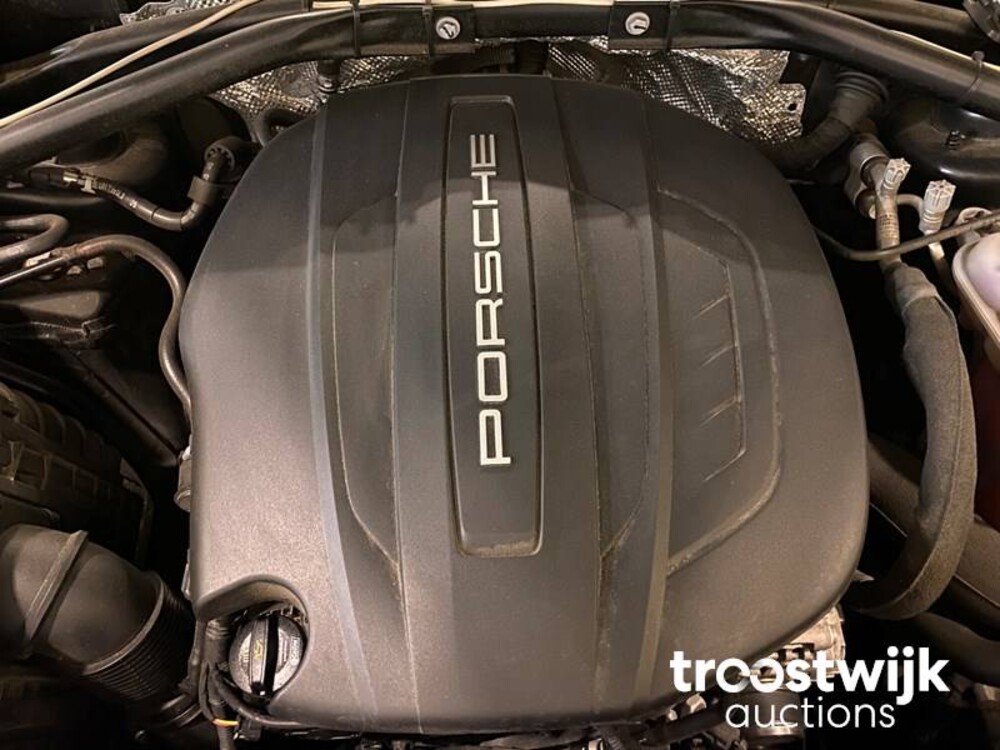 Porsche Macan 2.0 Facelift 252PS 2017, H-783-TS