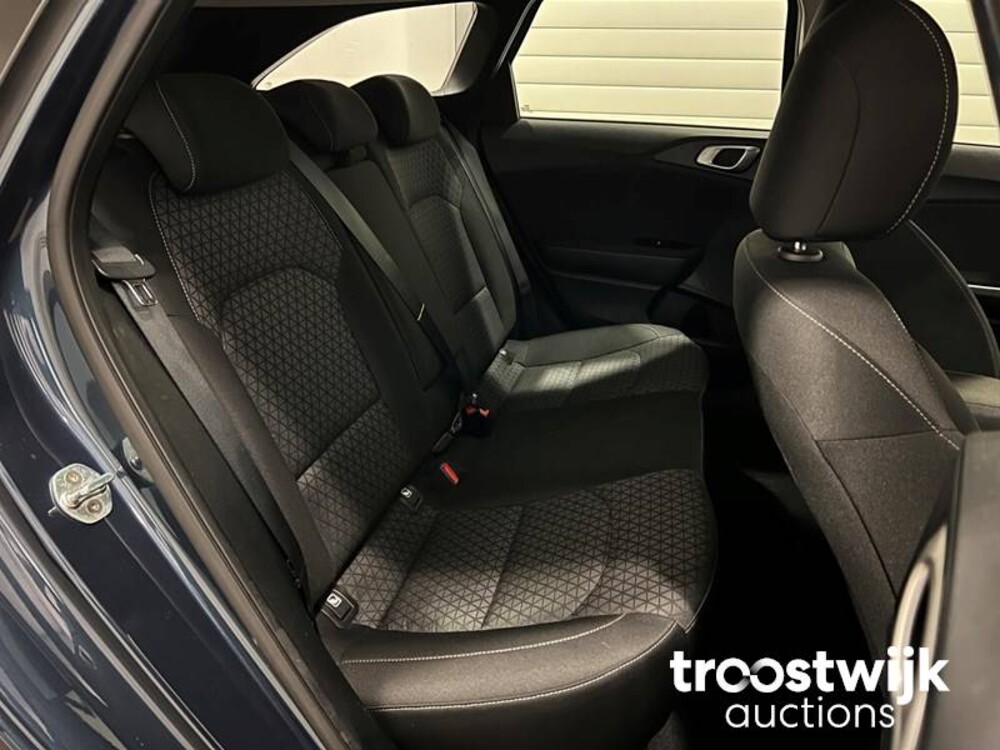 Kia Ceed Sportswagon T-GDi DynamicLine 120pk 2019 -Orig. NL-, G-408-LJ