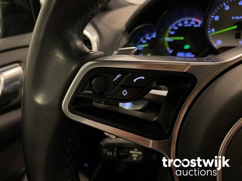 Porsche Cayenne S E-Hybrid 3.0 V6 Sport Chrono 416hp 2015 -Orig NL-, HF-254-S