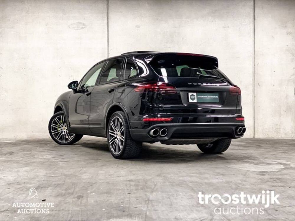 Porsche Cayenne S E-Hybrid 3.0 V6 Sport Chrono 416hp 2015 -Orig NL-, HF-254-S
