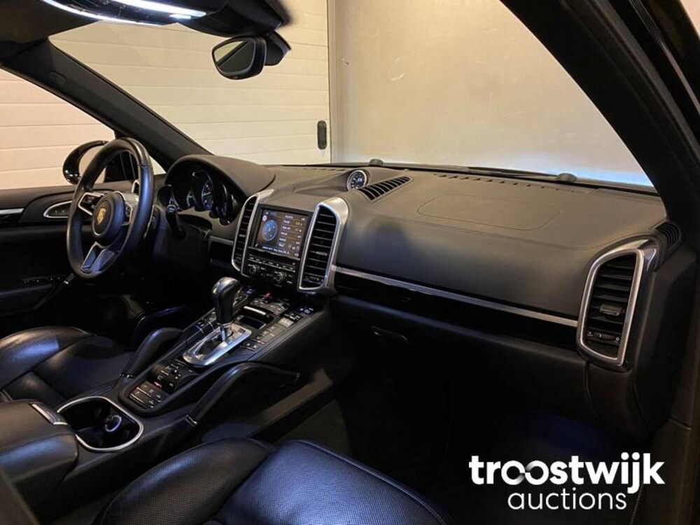 Porsche Cayenne S E-Hybrid 3.0 V6 Sport Chrono 416hp 2015 -Orig NL-, HF-254-S