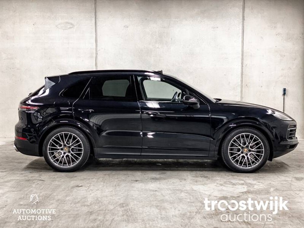 Porsche Cayenne S 2.9 V6 441 PS NEUES MODELL 2017, XK-673-D
