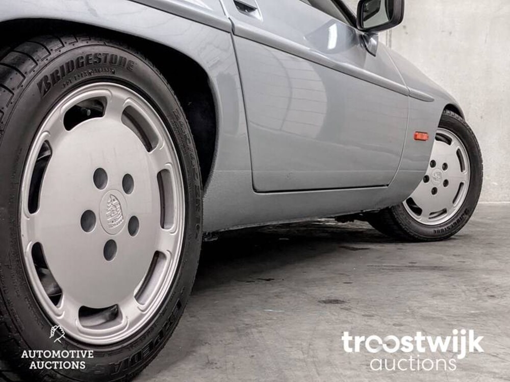 Porsche 928 S 4.7 Coupé 300 PS 1986, NB-JH-42