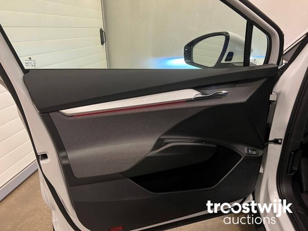 Skoda Enyaq iV 80 77 kWh 204hp 2022, R-401-NV