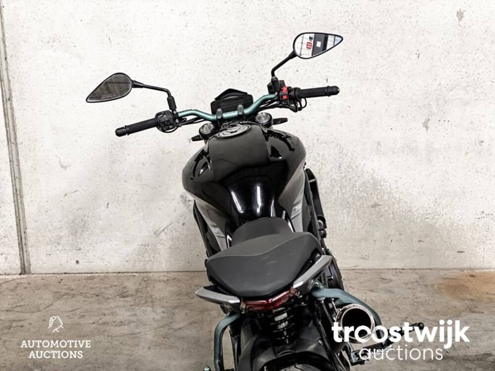 Benelli 752S Naked Tour  77PS 2020 -Orig. NL-, 76-ML-SH