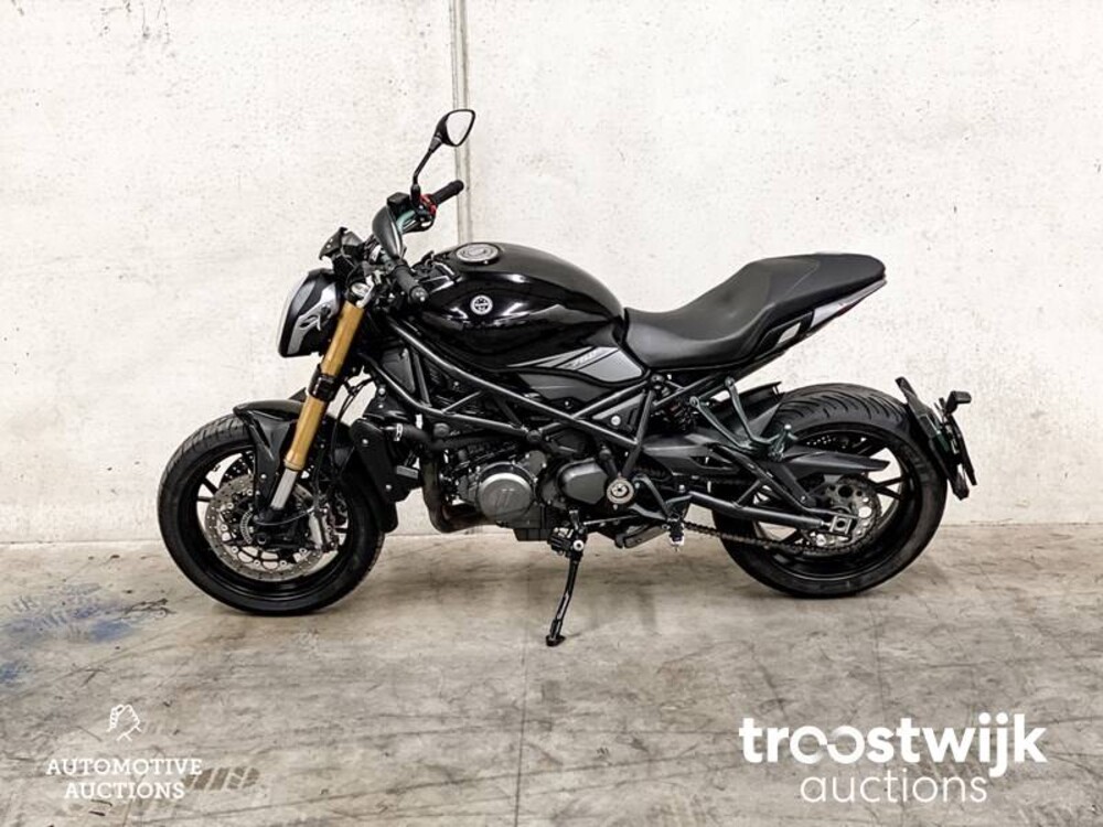 Benelli 752S Naked Tour  77PS 2020 -Orig. NL-, 76-ML-SH