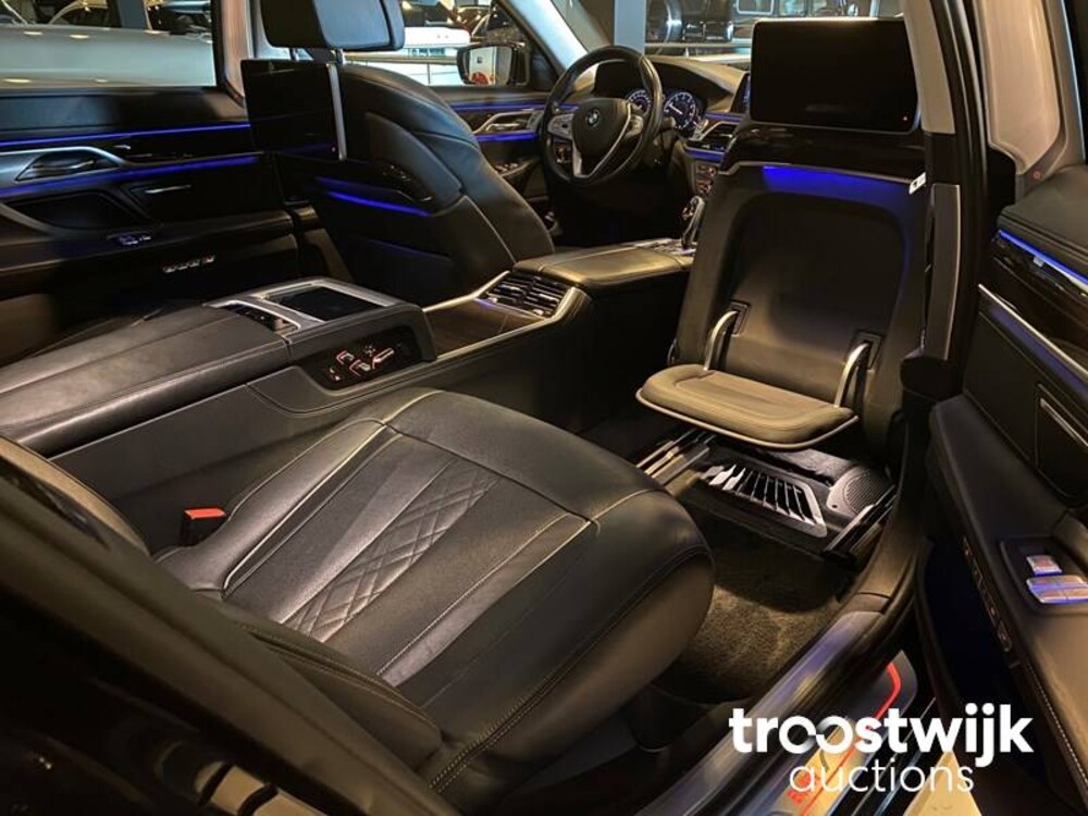 BMW 750Li High Executive Twin Power Turbo 449 PS 2016 7er Serie, PL-586-X