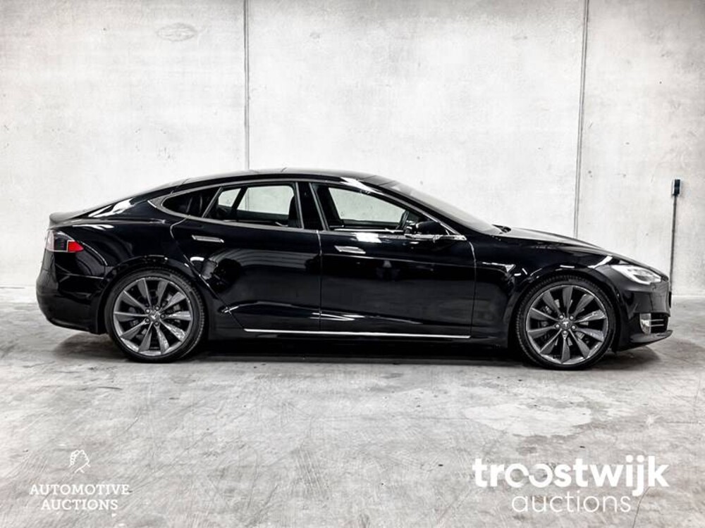 Tesla Model S 60D Base 334hp 2017 -Orig. NL-, PG-368-R