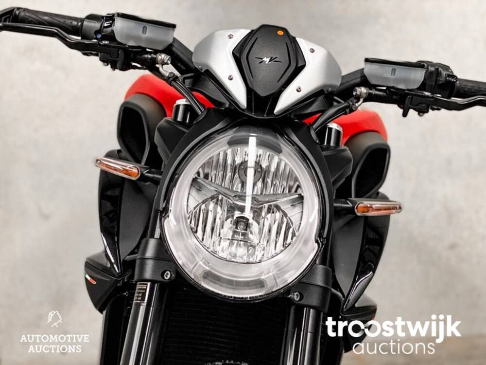 MV Agusta Rosso Dragster 798cc 110hp 2020 -Herstellergarantie-